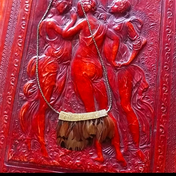 Anthropologie feather necklace - Picture 6 of 7